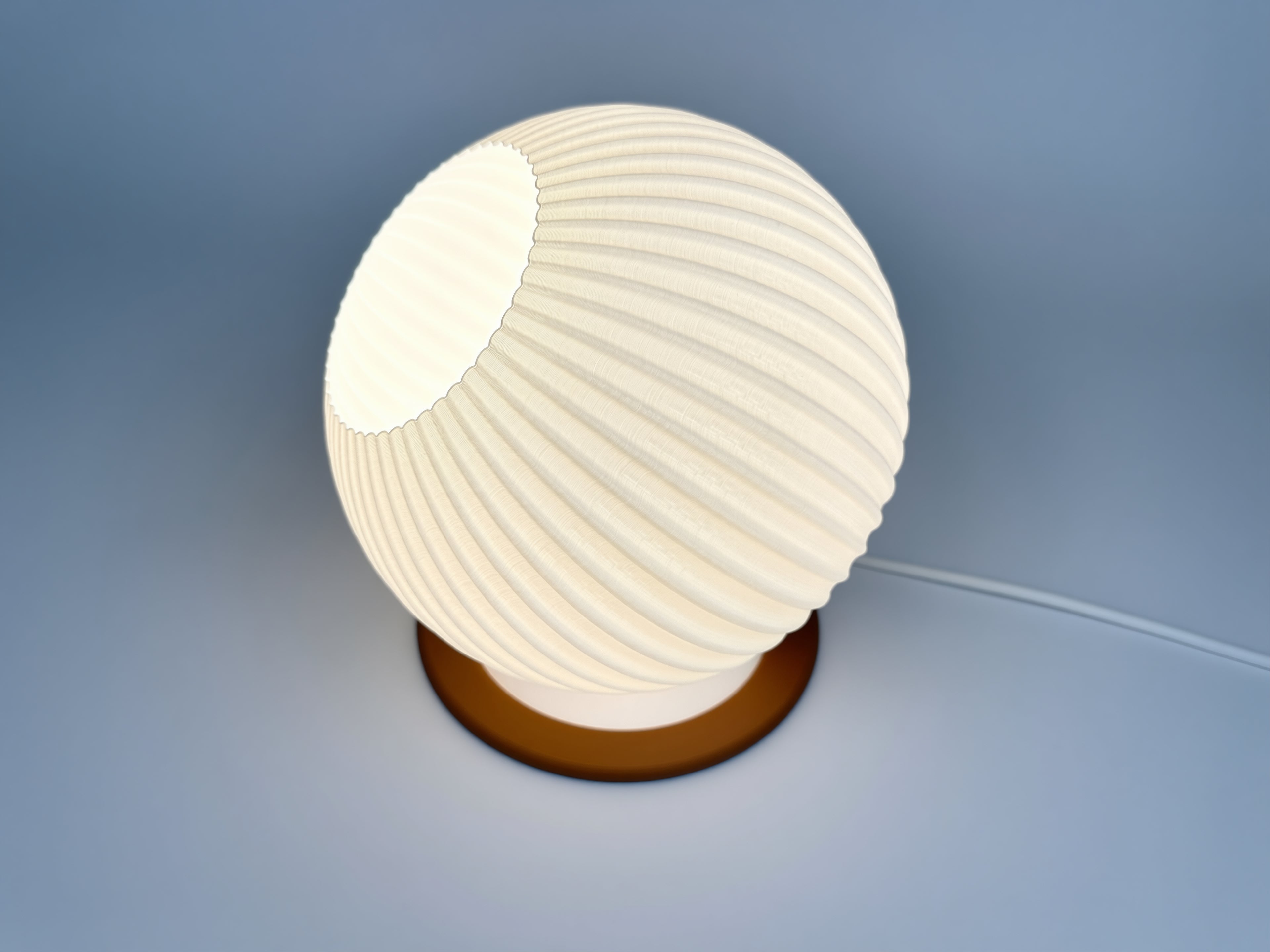 Nova Lamp