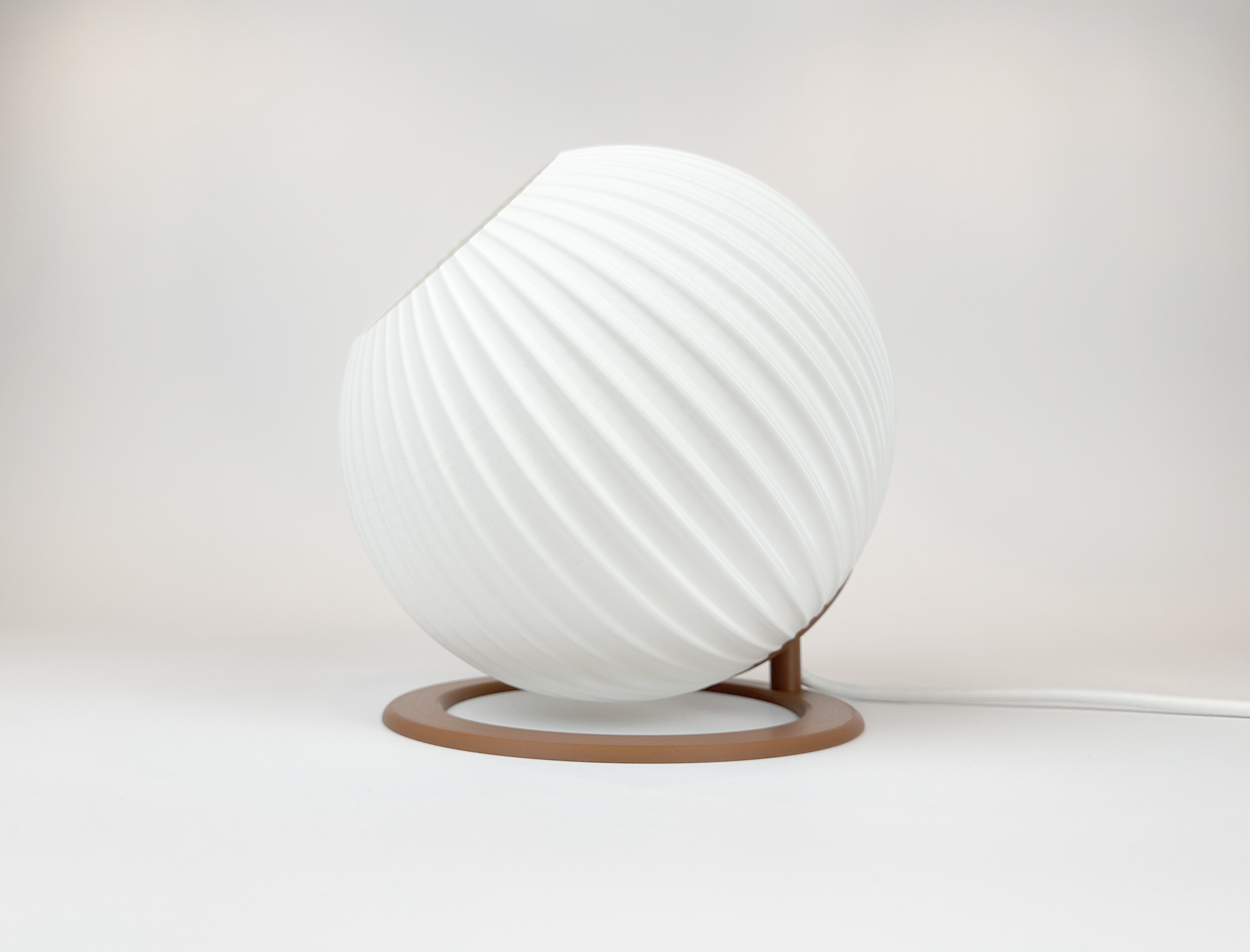 Nova Lamp